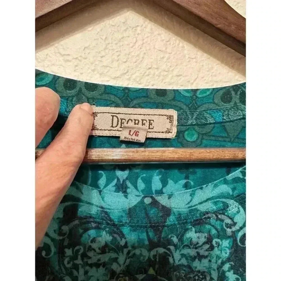 Decree Womens L Y2K Geometric Top Teal Tattoo Print Long Sleeve 2000s Grunge - Picture 5 of 9